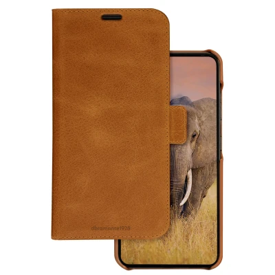 Afbeelding van Samsung Galaxy S24 Plus Hoesje Echt leder dbramante1928 Bookcase/2 in 1 Case Bruin Telefoonhoesje