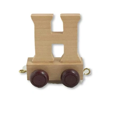 Afbeelding van Personaliseerbaar met naam letters van hout een ideaal geschenk voor verjaardag of doopgeschenk