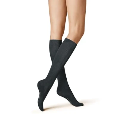 Afbeelding van Kunert dames Fly &amp; care kniekousen in katoenblend de kleur Blauw, maat: 37/38