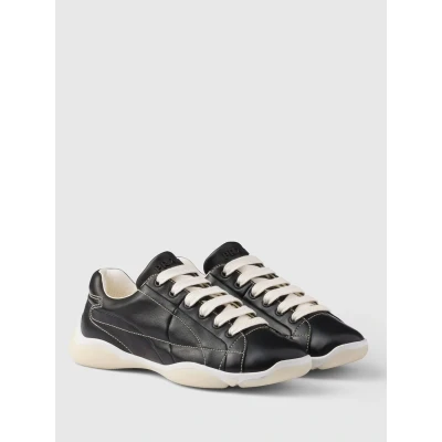 Afbeelding van Leather Lace Up Sneakers with Rubber Sole and Contrast Stitching