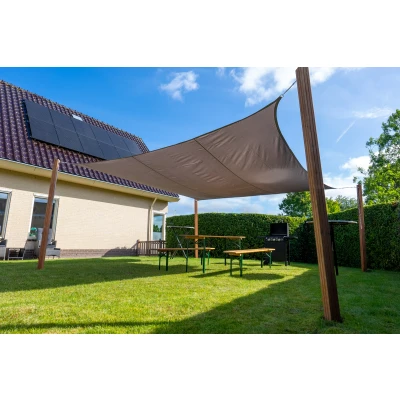 Afbeelding van Schaduwdoek Waterdicht Vierkant 4x4m 160gr/m2 Grijs Per Stuk