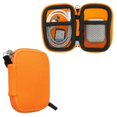Afbeelding van kwmobile hoesje voor draadloze oordopjes Compatibel met in ear Headphones 6 x 9 cm Beschermhoesje van neopreen