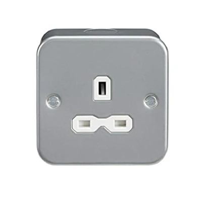 Afbeelding van Knightsbridge MR7000U Metalen beklede 13 A 1 speed contactdoos, ongeschakeld, grijs, 45,0 x 81,5 mm