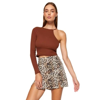 Afbeelding van Trendyol Ecru Geribbelde, Aansluitende Ronde Hals, Elastische Gebreide Blouse Met Enkele Mouw Twoss22Bz0214