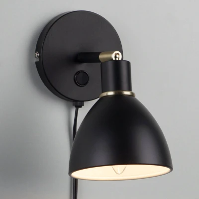 Afbeelding van Nordlux Zwarte wandlamp Ray met zwenkbare kap