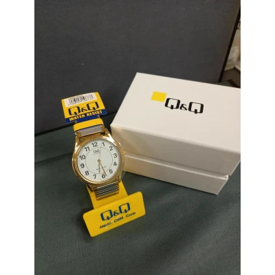 Afbeelding van Q&amp;Q Horloge unisex zilverkleurig/goudkleurig met rekband.