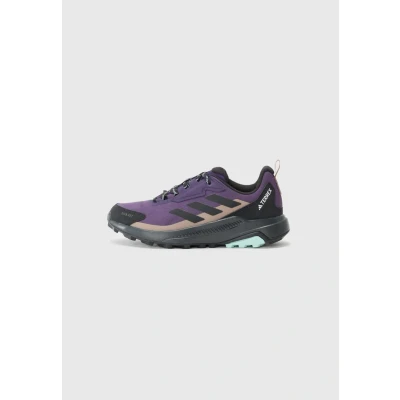 Afbeelding van adidas Dames TERREX Anylander RAIN.RDY Hiking Shoes, aurora plum/core black/trace brown, 37 1/3 EU
