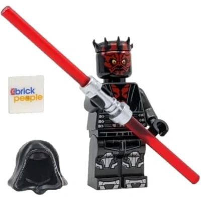 Afbeelding van LEGO Star Wars: Darth Maul minifiguur met metallic zilveren armor, capuchon, cape en dubbele lichtschraper
