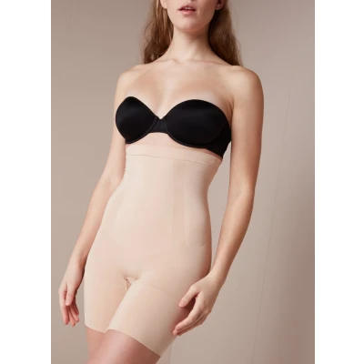 Afbeelding van SPANX dames Oncore high waisted corrigerende short in de kleur Beige, maat: S