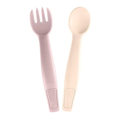 Afbeelding van nip Green Eco Baby en kinderbestek vanaf 9 maanden, vaatwasmachinebestendige bestekset, lepel vork, BPA vrij, zonder melamine, duurzaam, roze