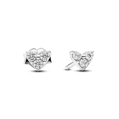 Afbeelding van Pandora 293003C01 Oorknoppen Triple Stone Heart zilver zirconia zilverkleurig wit