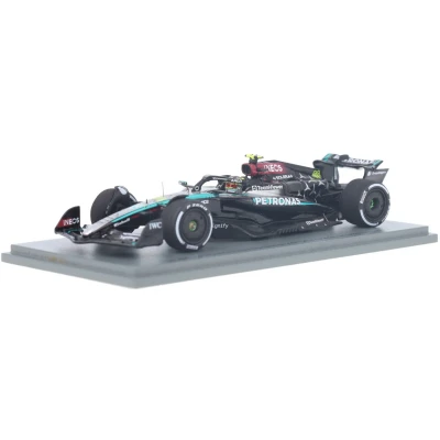 Afbeelding van Mercedes AMG F1 W15 E Performance Spark Modelauto 1:43 2024 Lewis Hamilton Petronas