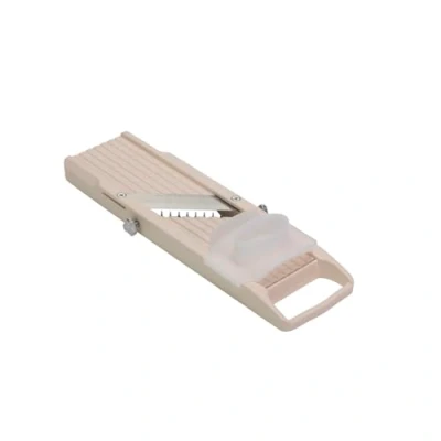 Afbeelding van BENRINER Japanse mandoline ivoor 31,5 x 9,2 2,4 cm klein model snijbreedte 64 mm hoge kwaliteit.
