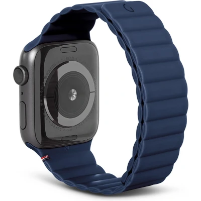 Afbeelding van Decoded Silicon Magnetic Traction Strap Apple Watch 42/44/45mm Matte Navy