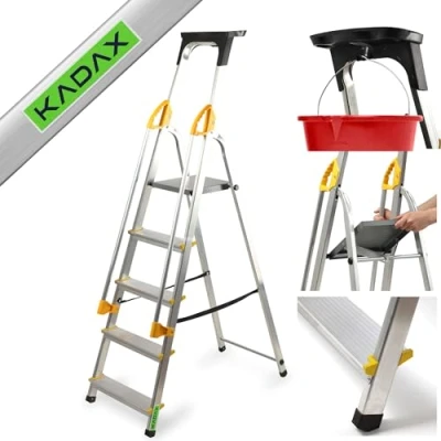 Afbeelding van KADAX Aluminium ladder met leuning, trapladder, belastbaar tot 150 kg, in 3 versies, inklapbare huishoudladder vak voor kwast en antislipvoeten (5 treden)