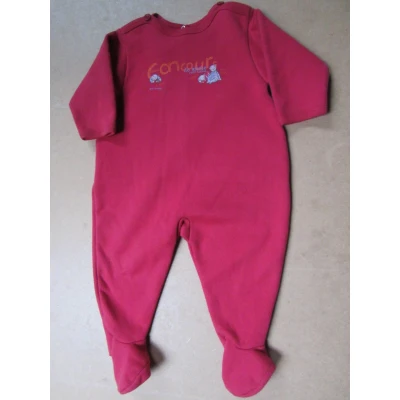 Afbeelding van petit bateau , pyjama ,winter rood concour 6 maand 67