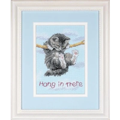 Afbeelding van Dimensions Borduurpakket Hang on Kitty 16734 Handwerk voor Volwassenen 14 count Aida 13 x 18 cm