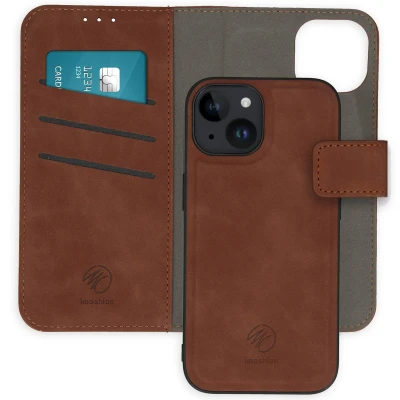 Afbeelding van Apple iPhone 15 Hoesje Kunstleder iMoshion Bookcase/2 in 1 Case Bruin Telefoonhoesje