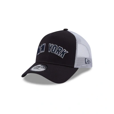Afbeelding van New Era TEAM Script Trucker Unisex Pet, Maat: One Size, Navy