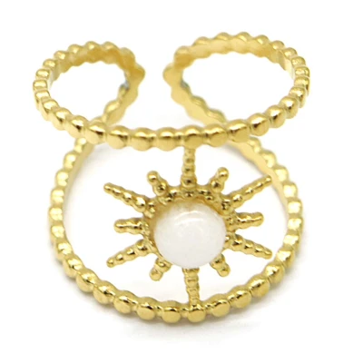 Afbeelding van Ring Ster met Steen RVS One Size Chalcedoon Wit Goudkleurig