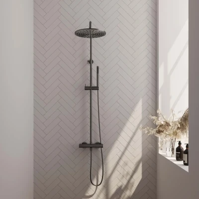 Afbeelding van Brauer gunmetal Edition Regendoucheset opbouw hoofddouche 30cm glijstang handdouche staaf 1 stand gladde knoppen PVD geborsteld
