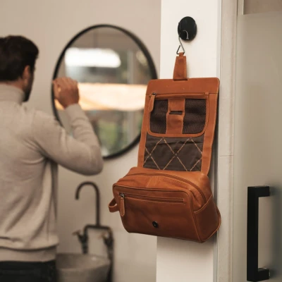 Afbeelding van The Chesterfield Brand Rosario Toilettas cognac