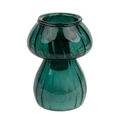 Afbeelding van Groene paddenstoelvormige glazen kandelaar houder of te gebruiken als een knopvaas Elegante kersttafeldecoraties Ideaal kerstcadeau Gebruik huisdecoratie, kousenvuller, geheime kerstman