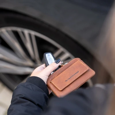 Afbeelding van The Chesterfield Brand Leren Sleuteletui Cognac Oliver