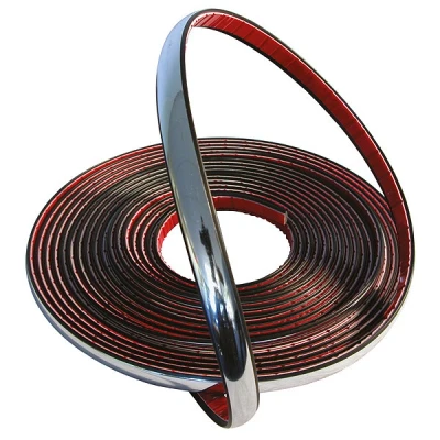 Afbeelding van Carpoint Sierstrip Chrome Zelfklevend 12mm 8m Lijst Universeel Buiten en Binnen