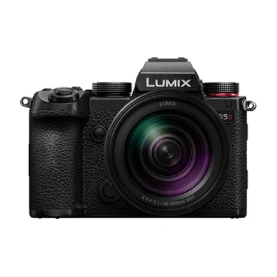 Afbeelding van Panasonic Lumix S5D + 28 200mm F/4.0 7.1