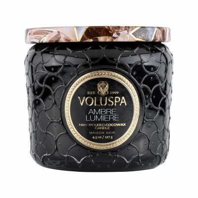 Afbeelding van Voluspa Geurkaars Maison Noir Ambre Lumiere Petite Jar Candle