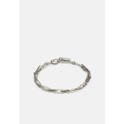 Afbeelding van Diesel dames Armbanden DX1536040 in de kleur Zilver
