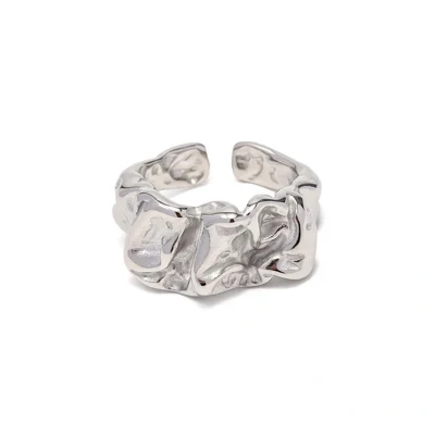 Afbeelding van Gehamerde ring Stainless Steel Brede Damesring Zilverkleurig Statement piece sieraden