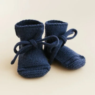 Afbeelding van Hvid JongensMeisjes Booties grofgebreide babyslofjes van wol in de kleur Donkerblauw, maat: 9 15 maanden