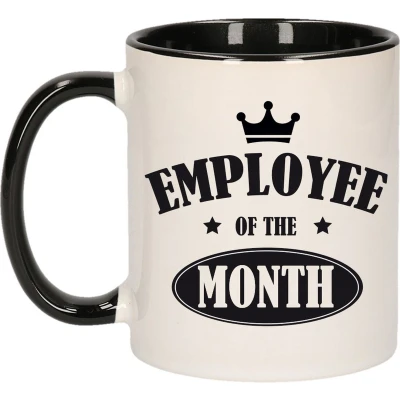 Afbeelding van 1x stuks personeel / collega cadeau mok zwart/ werknemer van de maand feest mokken