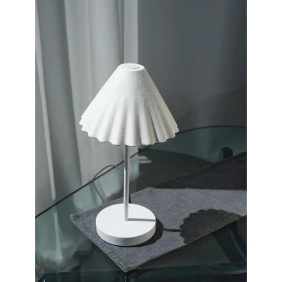Afbeelding van LEDVANCE white Decor Pulp metal and paper mache table luminaire, E14, dimmable, 218 mm diameter, lampshade made of recycled material, sustainable due to replaceable light source, simple installation