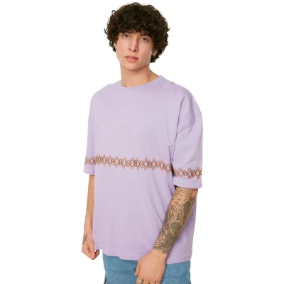 Afbeelding van Trendyol Steen Oversized/Wijd Gesneden Korte Mouw Geborduurd 100% Katoenen T Shirt Tmnss21Ts1889