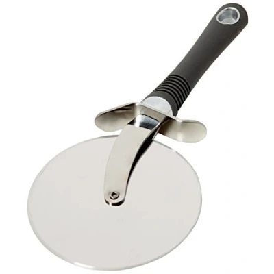 Afbeelding van KitchenCraft pizzasnijder 10 cm met Soft Grip handvat, roestvrij staal, zilver/grijs, 28 x 18