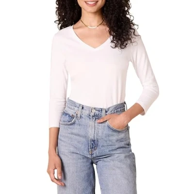 Afbeelding van Amazon Essentials Women&#039;s T shirt met driekwartmouwen en V hals in klassieke pasvorm (verkrijgbaar grote maten), Wit, XXL