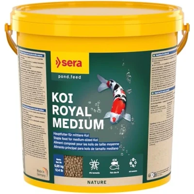 Afbeelding van sera 07123 Koi Royal Nature Medium (4 mm) 21 liter Hoofdvoer of Koivoer voor een evenwichtige groei van tussen 12 en 25 cm, voer zonder kleur conserveringsmiddelen