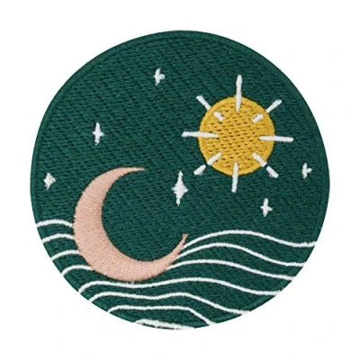 Afbeelding van Finally Home Soul of The Moon Collection: Zon, maan en sterren patch om op te strijken, golfpatches, golven water strijkpatches, patches, patches voor volwassenen