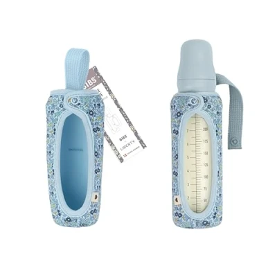 Afbeelding van Bibs x Liberty babyflessenhoes groot 225 ml neopreen beschermhoes voor flessen Print Design, Large, Charmomile Lawn Baby Blauw