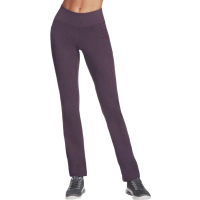 Afbeelding van Skechers Go Walk dames broek. Gemaakt van super zacht, rekbaar en comfortabel textielstof. Heeft een dubbellaagse tailleband. Voorzien drie zakken. Paars Maat M