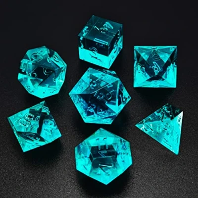 Afbeelding van Bescon Crystal Clear (Unpainted) Sharp Edge DND Dice Set of 7, Razor Edged Polyhedral D&amp;D for Dungeons and Dragons Role Playing Games, Aquamarine Color