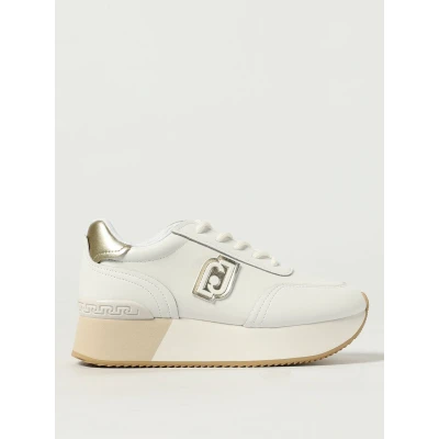 Afbeelding van Fashionable Platform Sneakers with Lace Up Closure for Everyday Wear