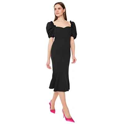 Afbeelding van Trendyol Ballon mouw Lieve schat lichaamskegel Zwarte kraag gedetailkunstleerde elegante avondjurk TPRSS21EL0053