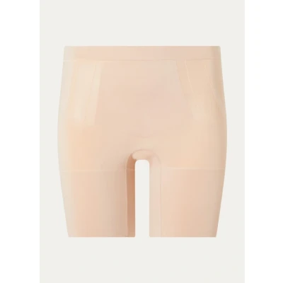 Afbeelding van SPANX dames Oncore high waisted corrigerende short in de kleur Lichtbruin, maat: L