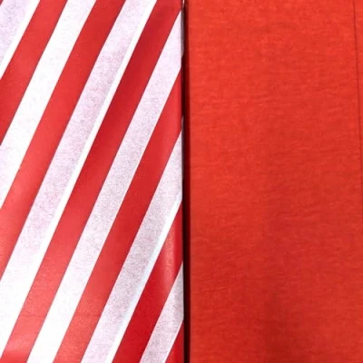 Afbeelding van 8 vellen kerst tissuepapier cadeaupapier (rood en snoepstreep)