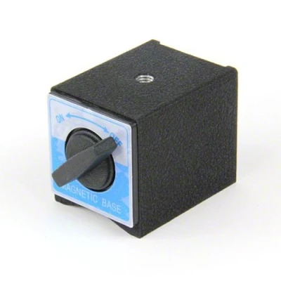 Afbeelding van First4magnets F4M905 1 hoge omschakelbare magnetische basis met M8 bevestigingsgat 70 kg aantrekkingskracht (1 stuks), 63 x 50 55 mm hoog