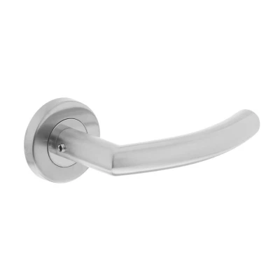 Afbeelding van Intersteel Deurklink RVS half rond/hoek 90 Basic op rond geveerde rozet Ø53x9 mm